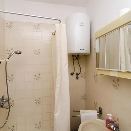 Apartments Anka Apartment Trsteno