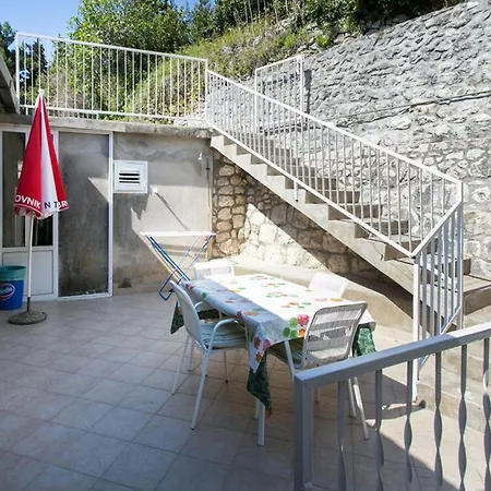 Apartments Anka Trsteno